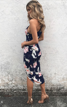 Vestido Floral Feminino com Alças Finas (Espaguete) – Leve e Romântico